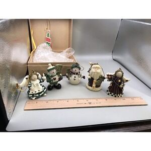 5 Piece Christmas Ornament Set
